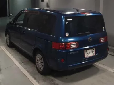 Nissan LAFESTA