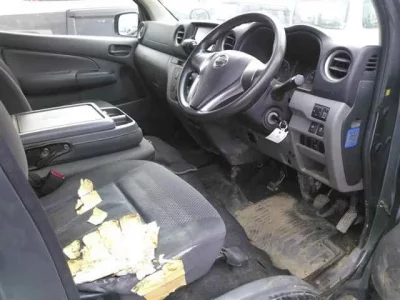 Nissan CARAVAN VAN
