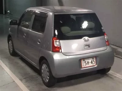 Daihatsu Esse