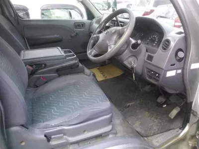 Nissan CARAVAN VAN