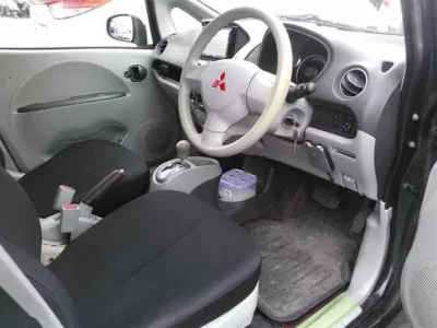 Mitsubishi I