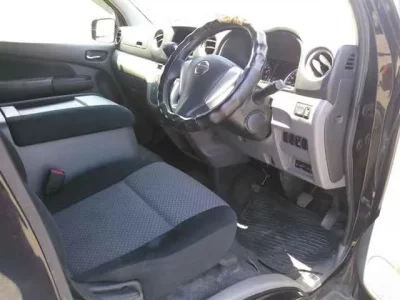Nissan CARAVAN VAN