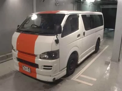 Toyota HIACE VAN