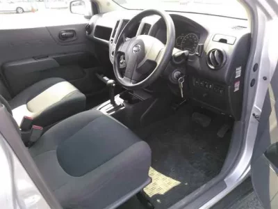 Nissan AD