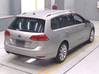 Volkswagen GOLF VARIANT