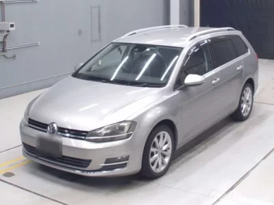 Volkswagen GOLF VARIANT