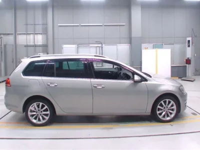 Volkswagen GOLF VARIANT