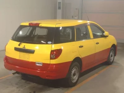 Mitsubishi LANCER VAN