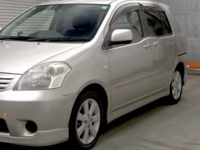 Toyota RAUM
