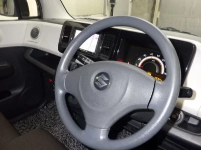 Suzuki MRWAGON