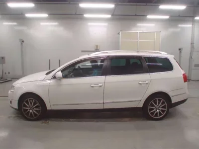 Volkswagen PASSAT VARIANT