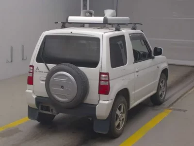 Mitsubishi PAJERO MINI