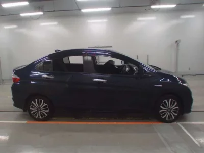 Honda GRACE