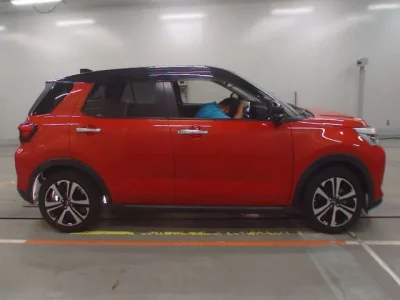 Daihatsu ROCKY