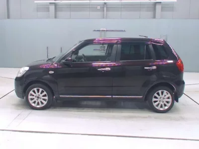 Mazda VERISA