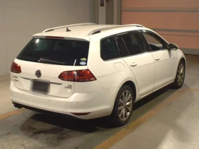 Volkswagen GOLF VARIANT