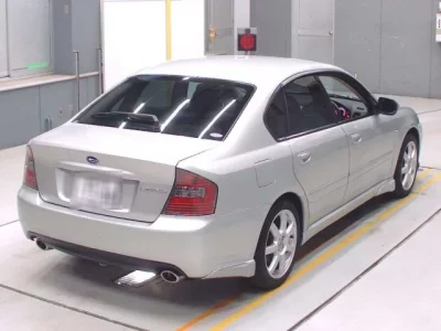 Subaru LEGACY B4
