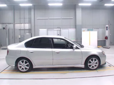 Subaru LEGACY B4