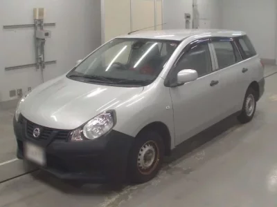 Nissan AD