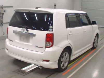 Toyota COROLLA RUMION