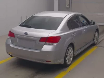 Subaru LEGACY B4