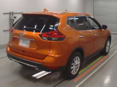 Nissan X-TRAIL