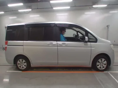 Honda STEP WAGON