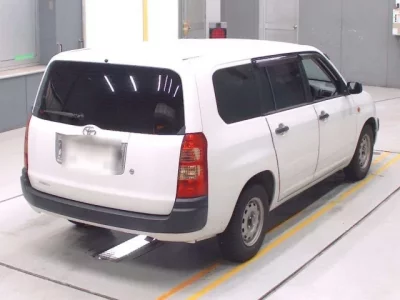 Toyota SUCCEED