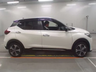 Nissan KIX