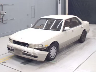 Nissan LAUREL