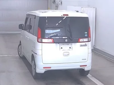 Suzuki SPACIA