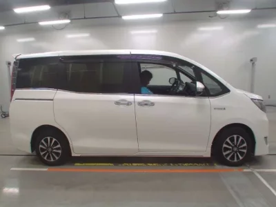 Toyota ESQUIRE