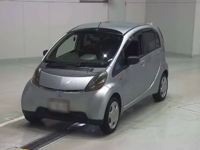 Mitsubishi I