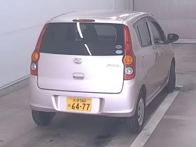 Daihatsu MIRA