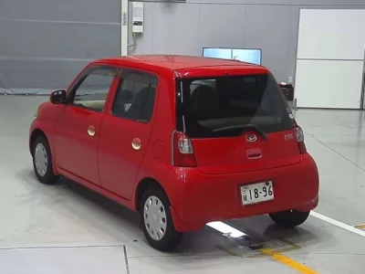 Daihatsu Esse