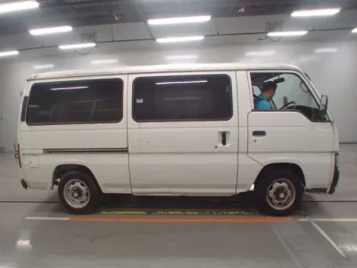 Nissan CARAVAN VAN