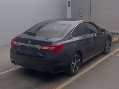 Subaru LEGACY B4
