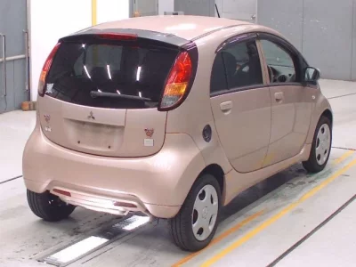 Mitsubishi I