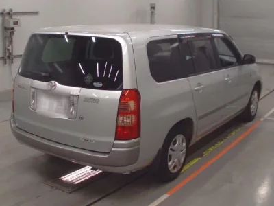 Toyota SUCCEED
