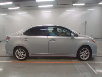 Lexus HS