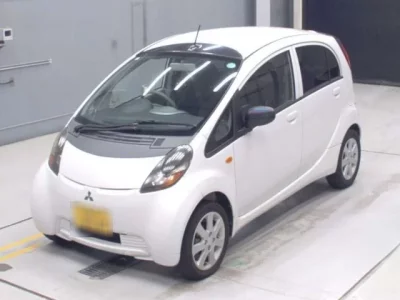 Mitsubishi I