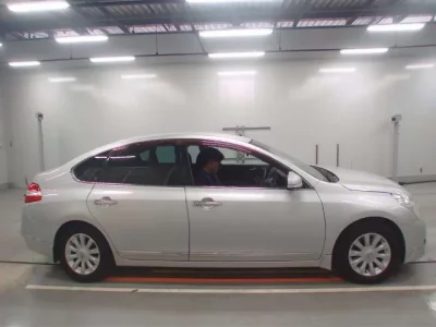 Nissan TEANA
