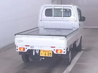 Nissan CLIPPER TRUCK