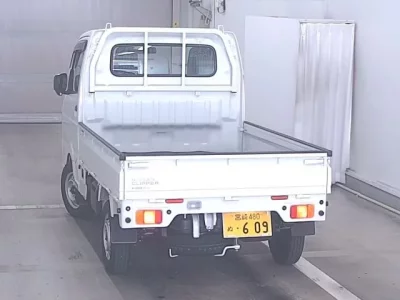 Nissan CLIPPER TRUCK