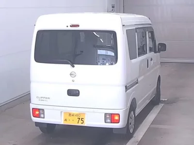 Nissan CLIPPER VAN
