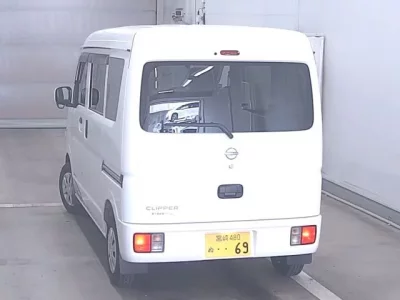Nissan CLIPPER VAN