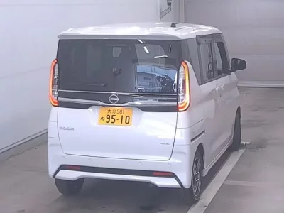 Nissan ROOX