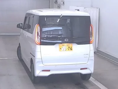 Nissan ROOX