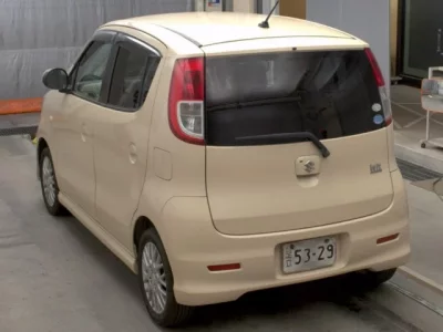 Suzuki MRWAGON