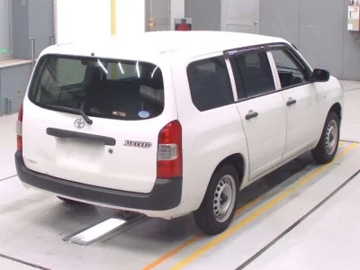 Toyota SUCCEED